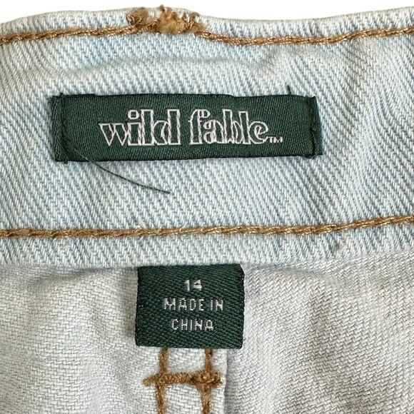 Wild Fable Super High Rise Cut Off Shorts Distressed Light Wash Size 14 - Picture 3 of 5